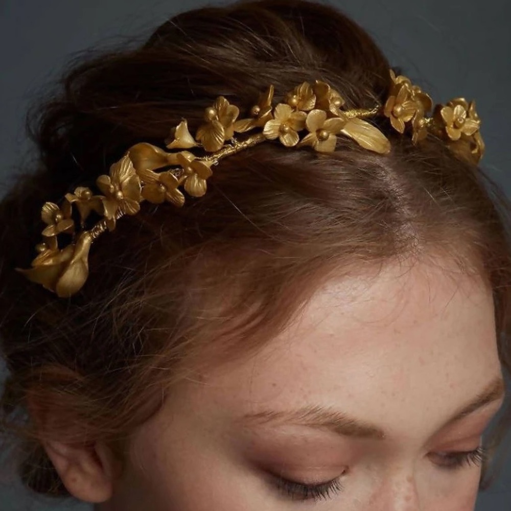 Elen Henderson bridal headband and garter